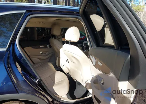 2019 Mercedes-Benz Glc 300 4Matic из США, поврежденный, VIN WDC0G4KB6KV178061